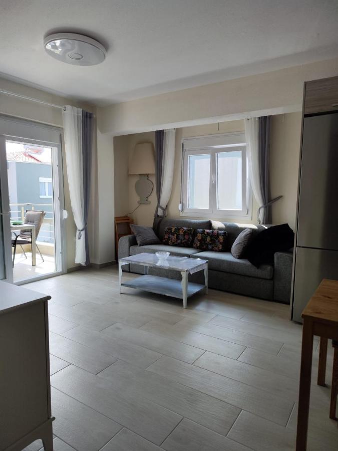 Lilli Deluxe Apartment Nikiti  Bagian luar foto